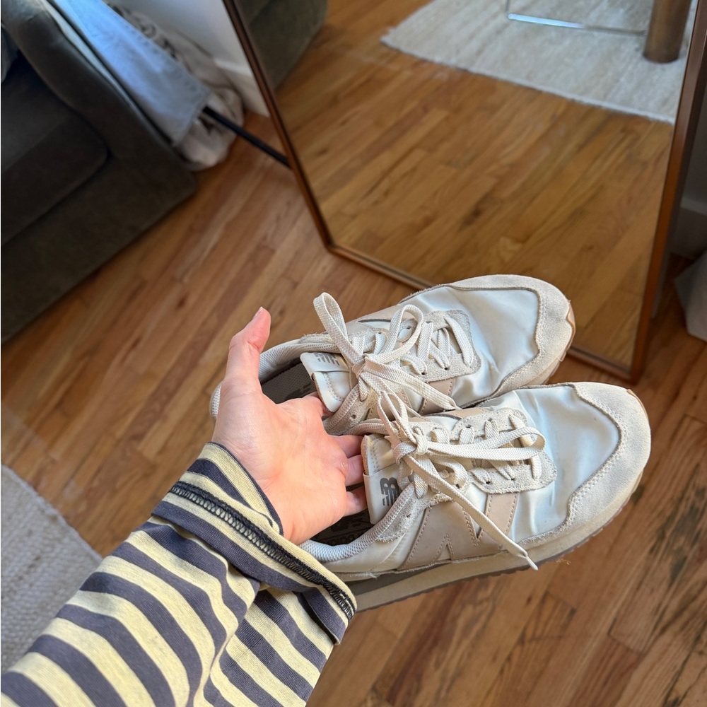 New Balance 237 Women's White and Tan Sneakers - Picture 2 of 8